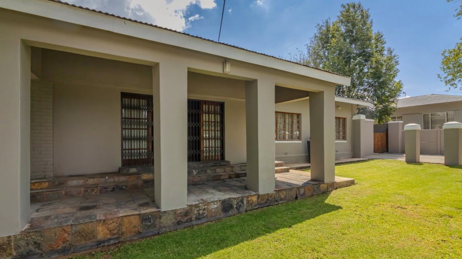 3 Bedroom Property for Sale in Kroonheuwel Free State